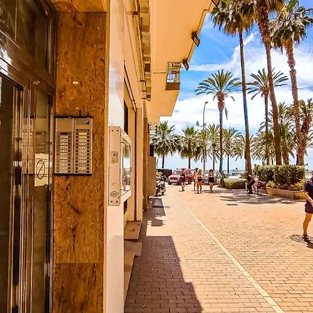 Vivienda Centrica Frente Al Mar Lägenhet *